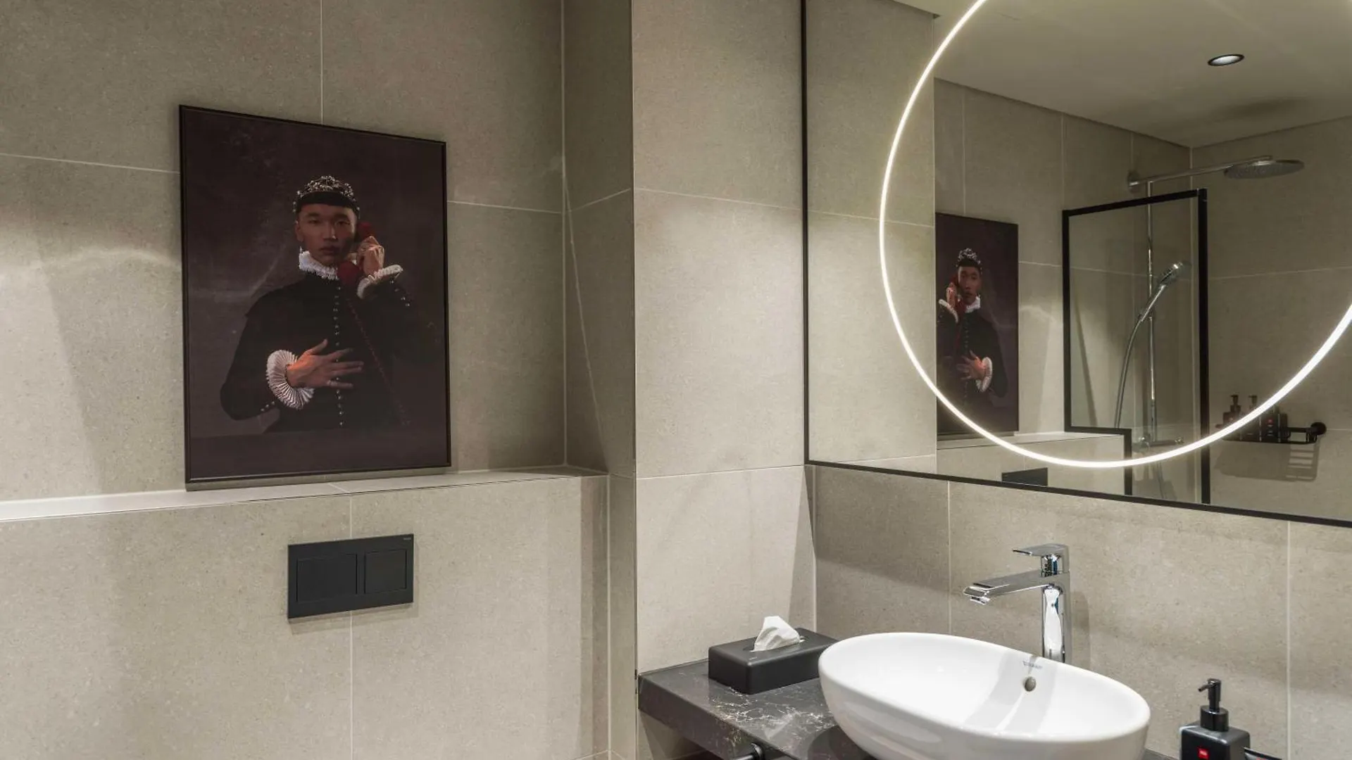 ****  Radisson Red Helsinki Hotel Finland