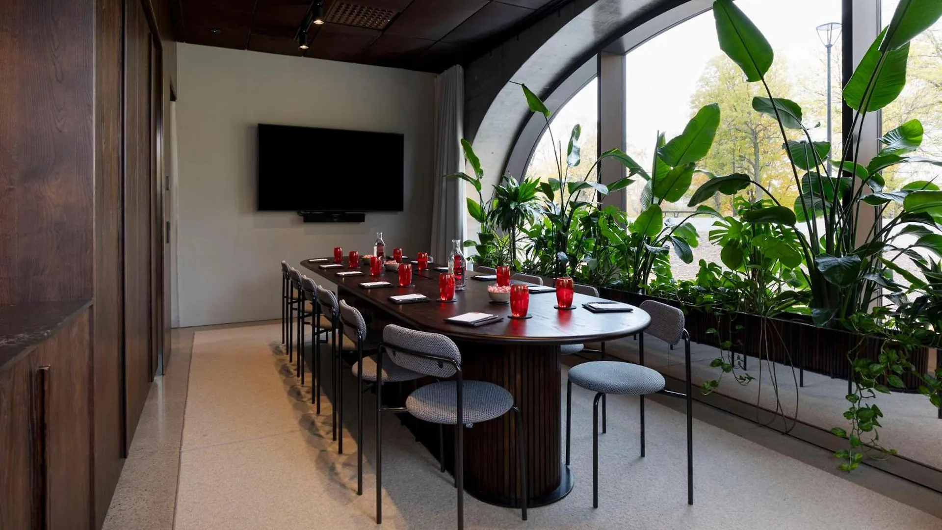 Radisson Red Helsinki Hotel 4*,
