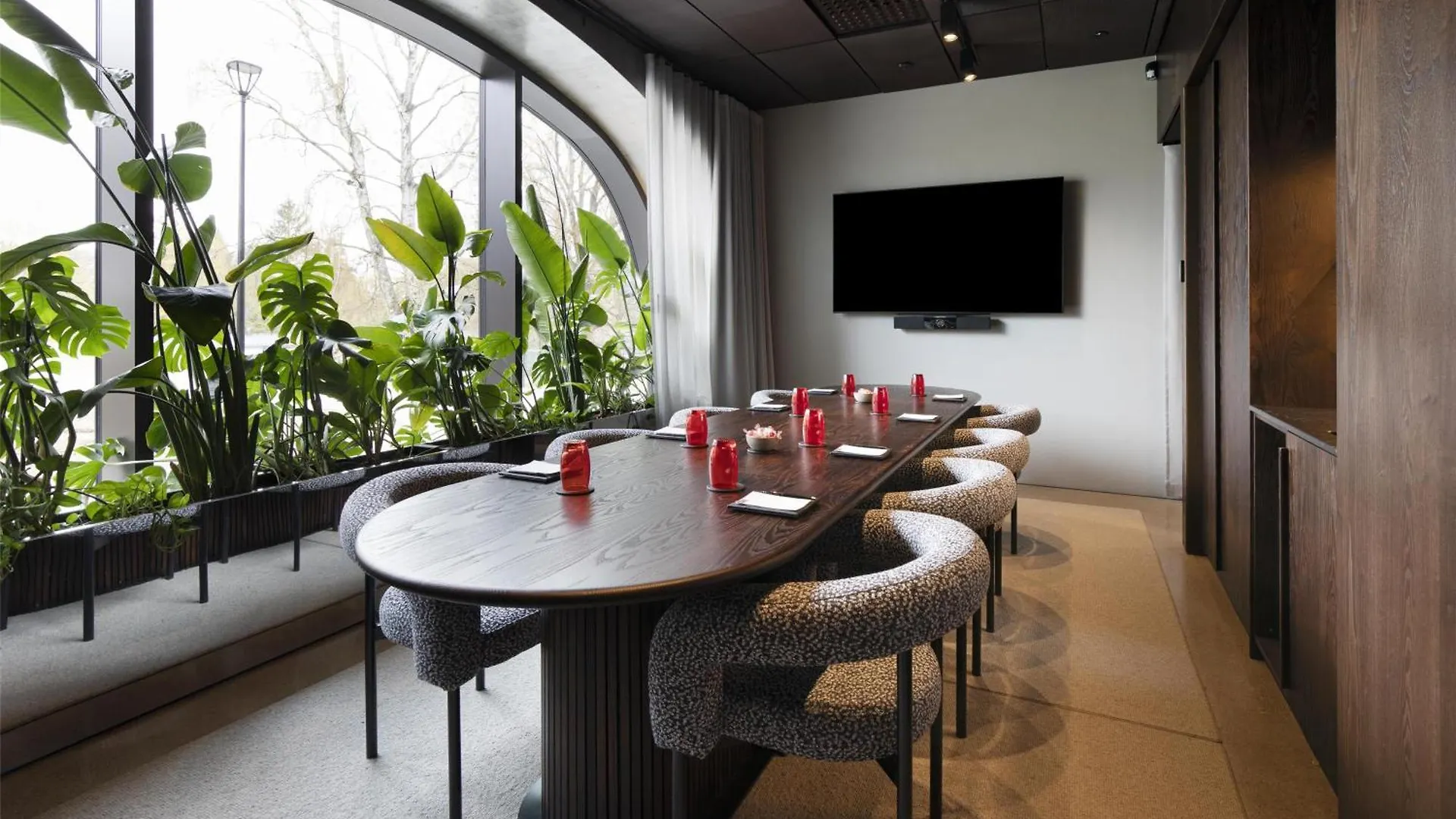 Radisson Red Helsinki Hotell 4*,  Finland