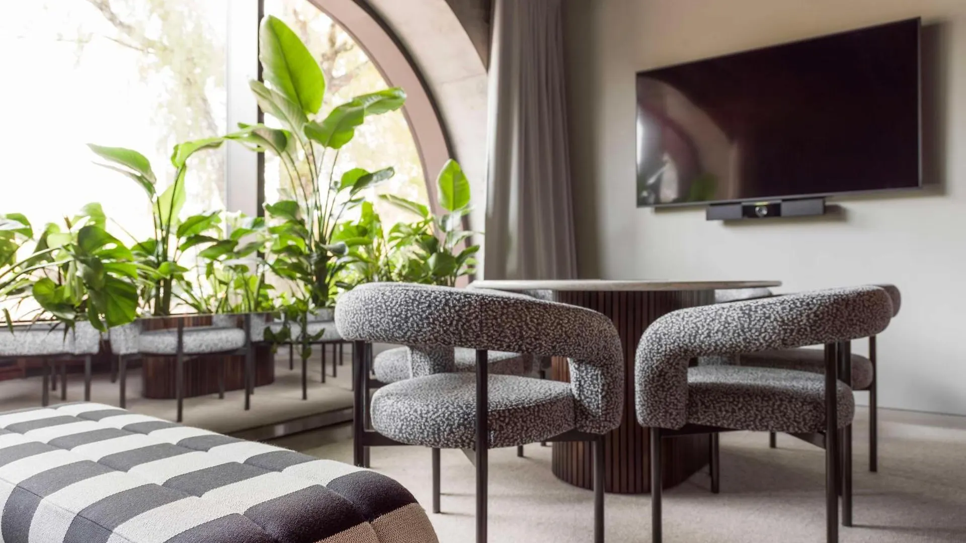 Hotel Radisson Red Helsinki 4*,